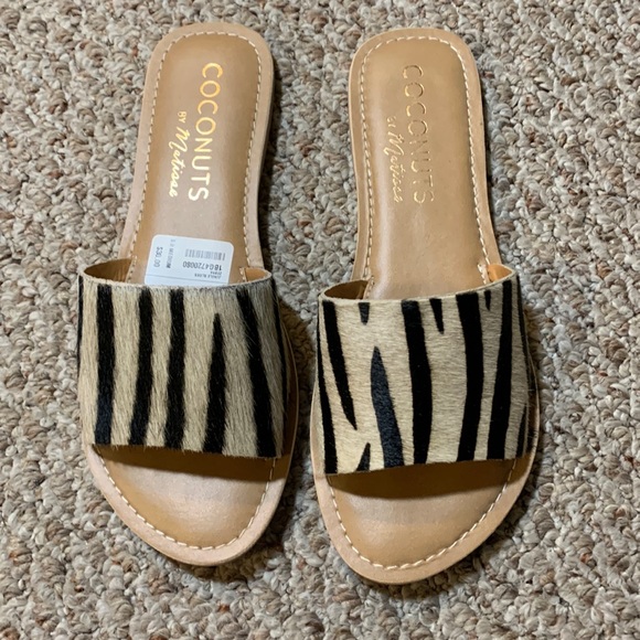 Coconuts by Matisse Shoes - NWT Calf Hair Zebra Jungle Slides